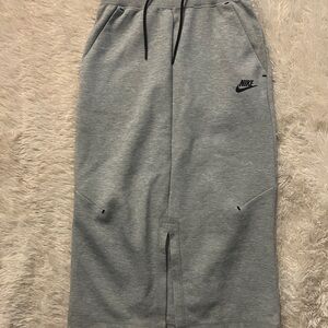NWT Nike women’s skirt